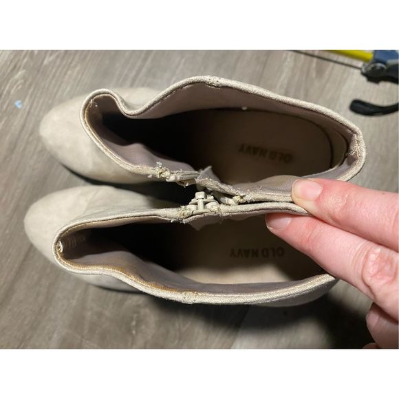Old Navy Sueded Block-Heel Booties, Ankle Boots- Cream Color, Size 9 - Picture 9 of 12